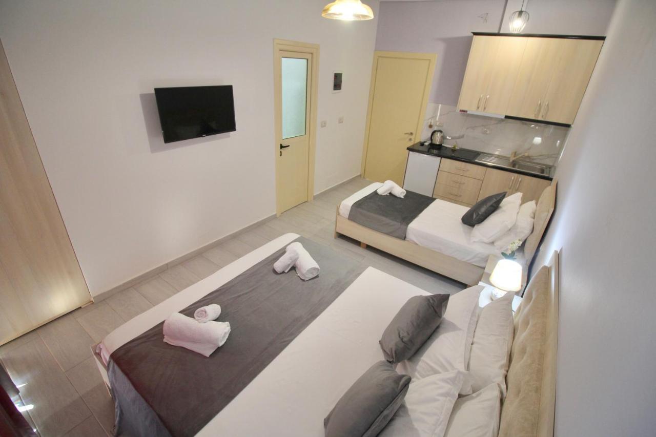 Vision 4 Ksamil Villa Apartments And Rooms Εξωτερικό φωτογραφία